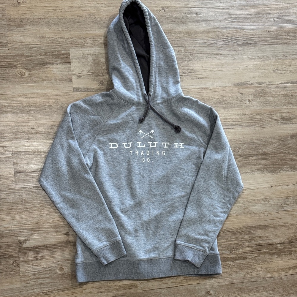 3/$10! Women’s Duluth Trading Co hoodie